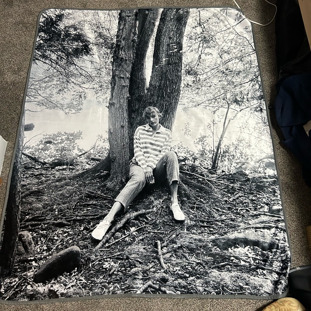Taylor Swift folklore Blanket